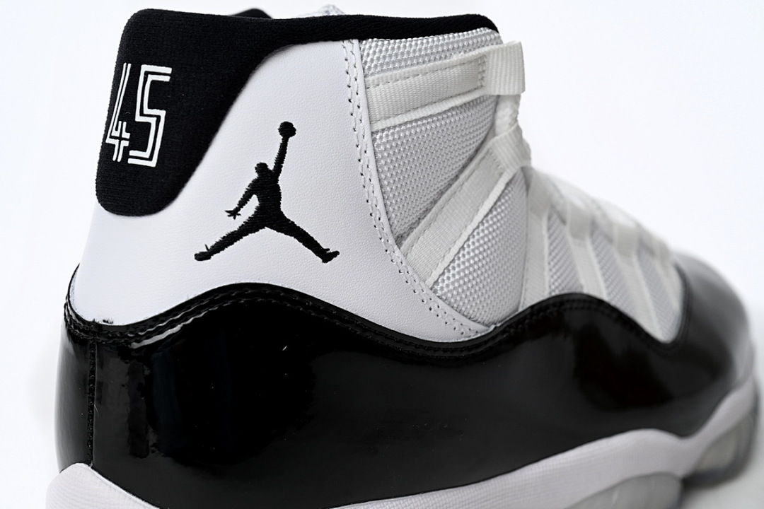 Air Jordan 11 Retro
