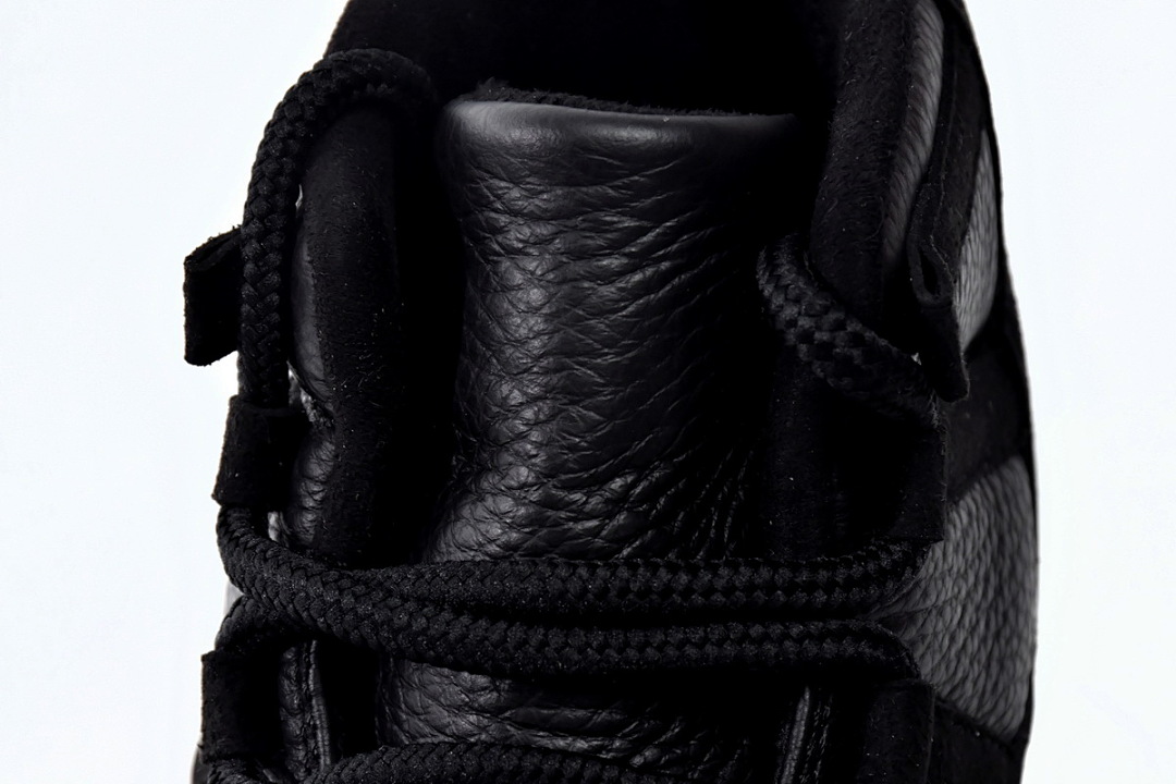 Air Jordan 11 Retro 72 10