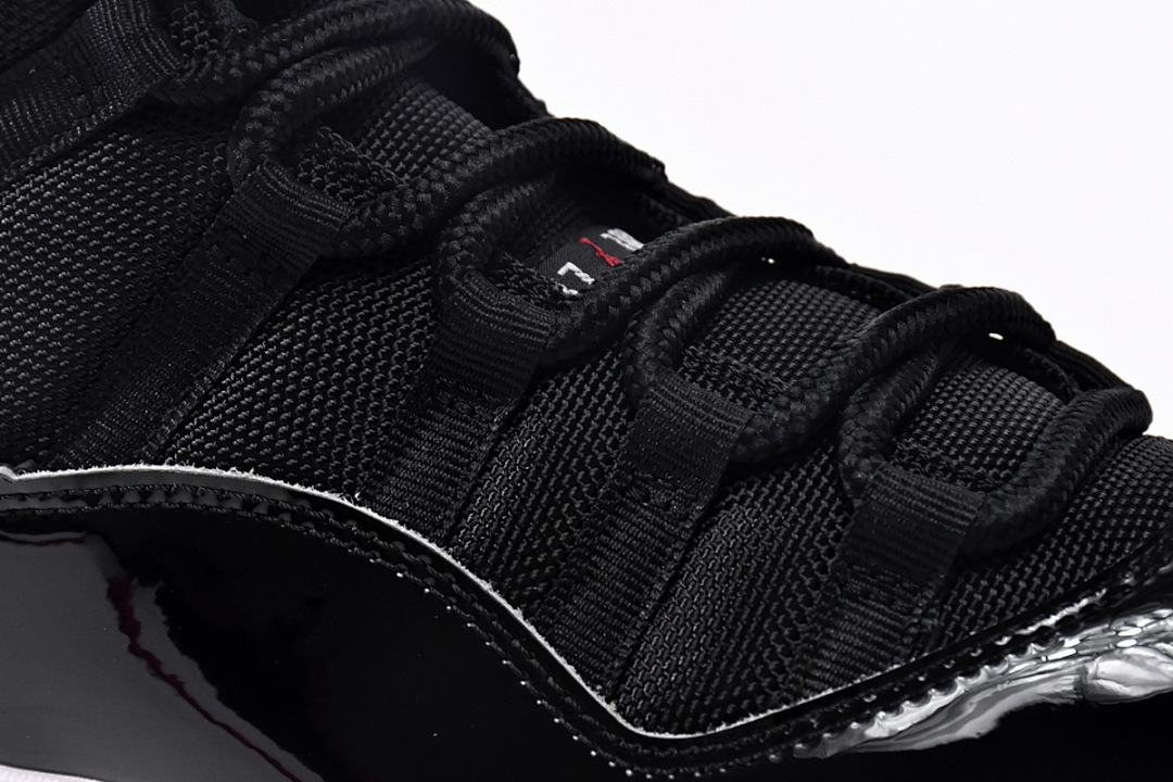 Air Jordan 11 Retro Bred