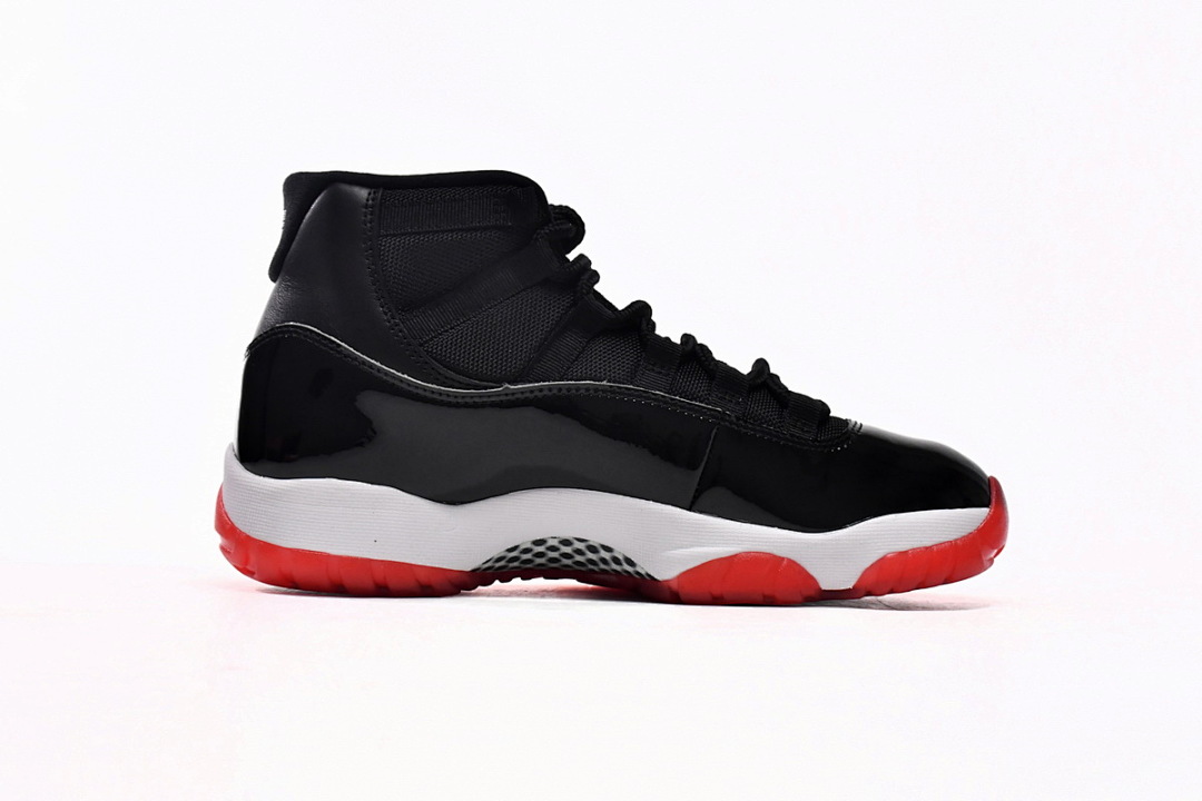 Air Jordan 11 Retro Bred