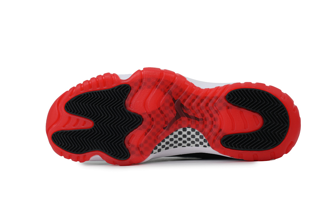 Air Jordan 11 Retro Bred