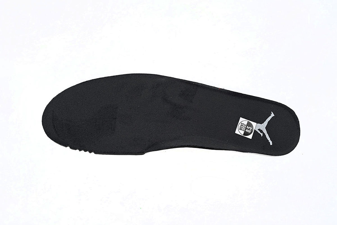 Gorra y toga de Air Jordan 11 Retro