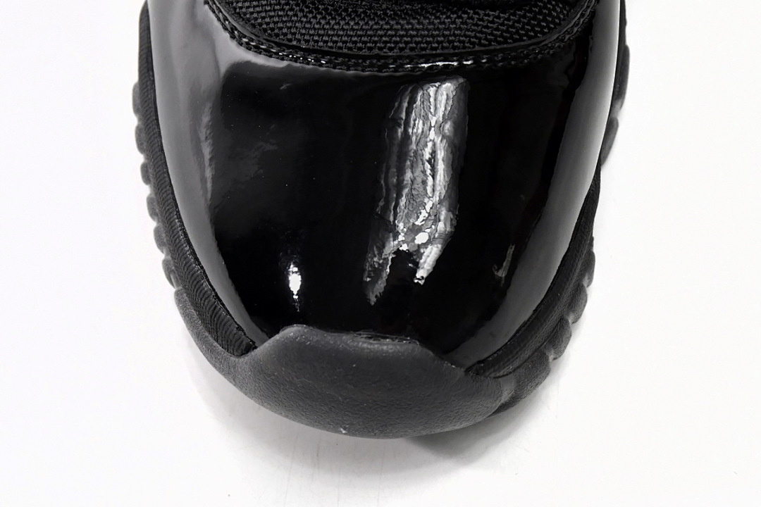 Air Jordan 11 Retro Gamma Blue