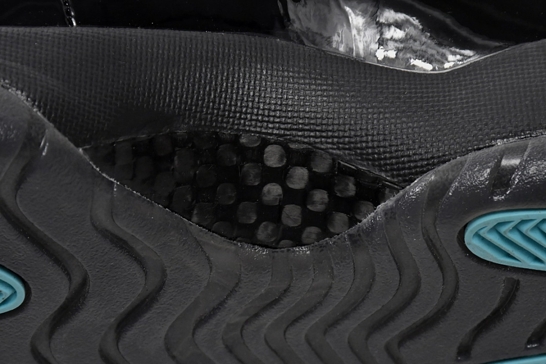 Air Jordan 11 Retro Gamma Blue