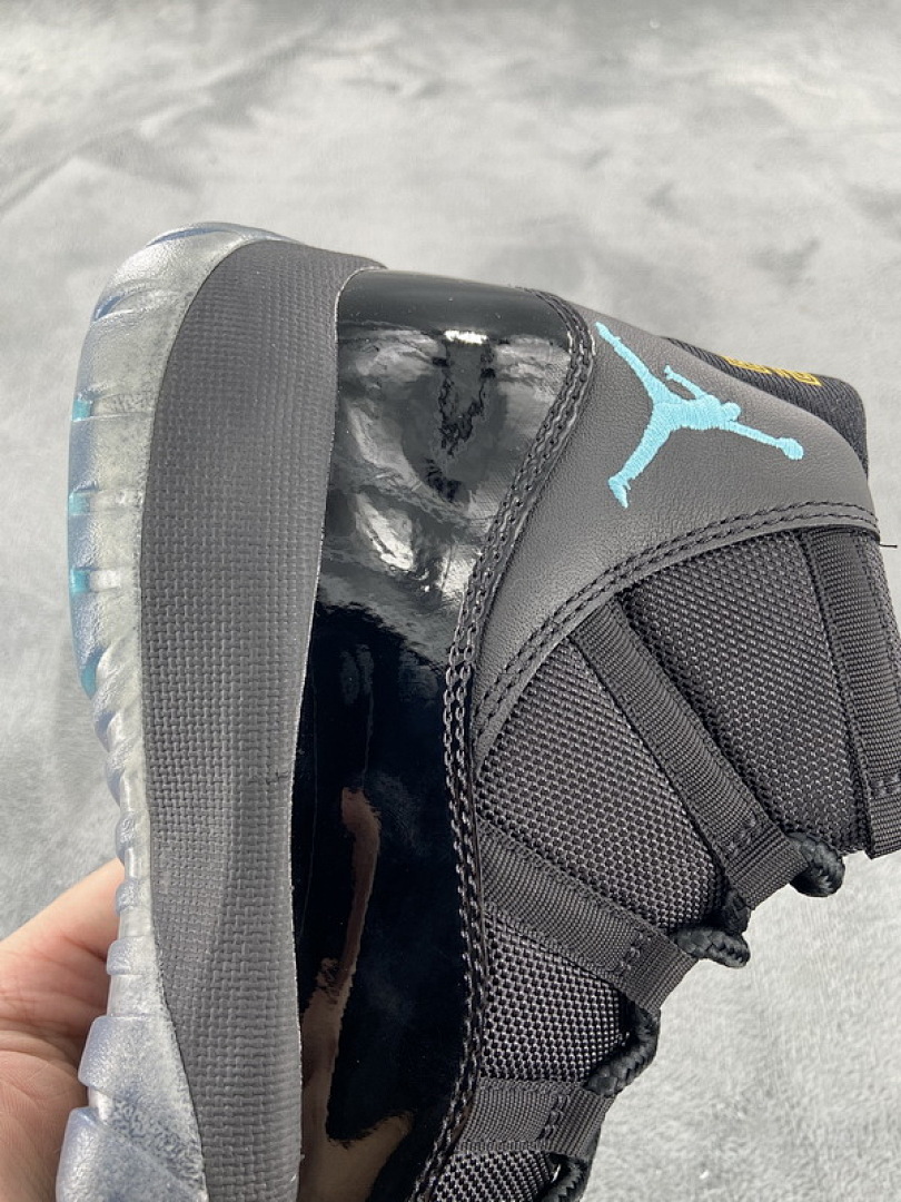 Air Jordan 11 Retro Gamma Blue
