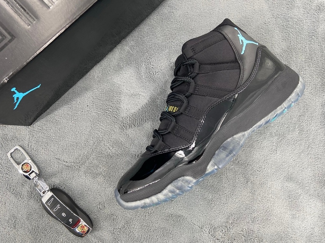 Air Jordan 11 Retro Gamma Blue