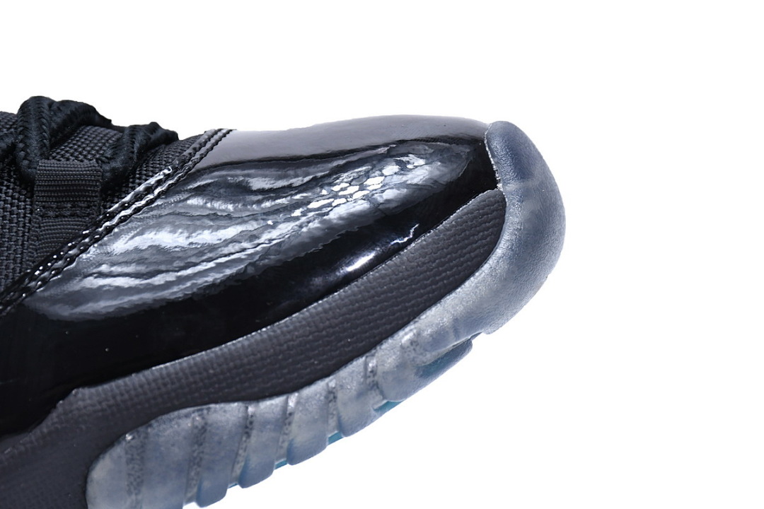 Air Jordan 11 Retro Gamma Blue