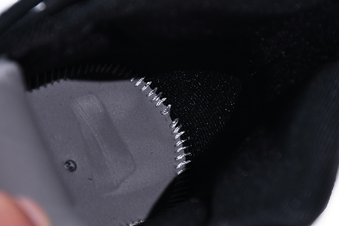 Air Jordan 11 Retro Gamma Blue