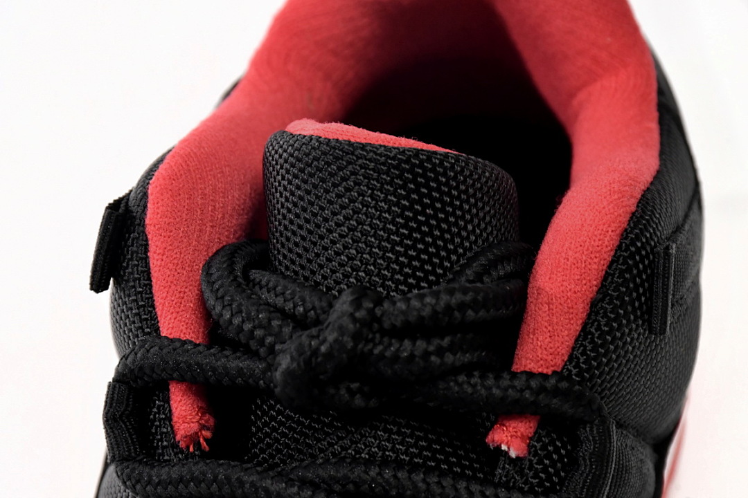 Air Jordan 11 Retro Low Bred