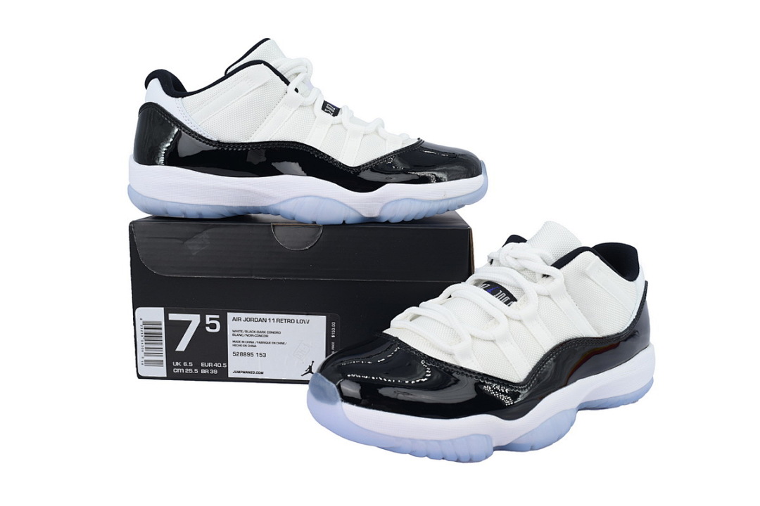 Air Jordan 11 Retro Low Concord