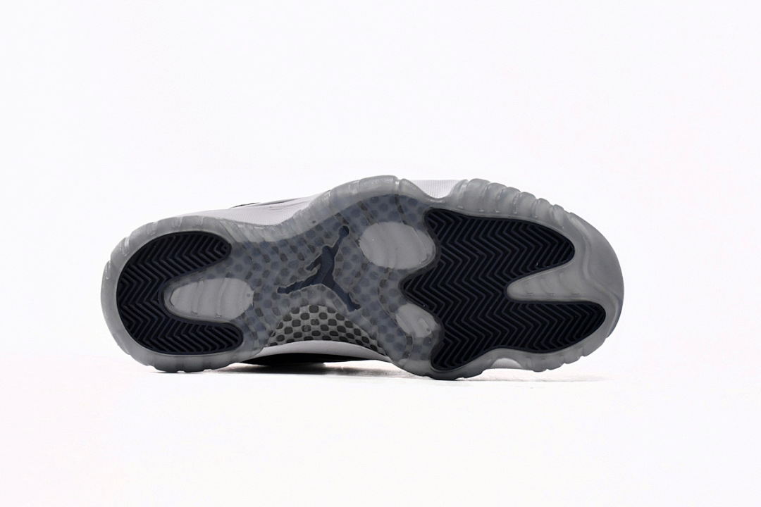 Air Jordan 11 Retro Low Georgetown