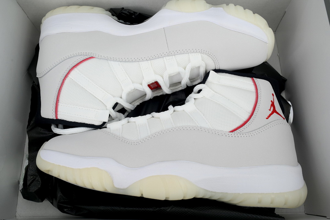 Air Jordan 11 Retro Platinum Tint