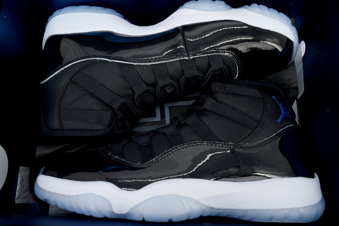 Air Jordan 11 Retro Space Jam