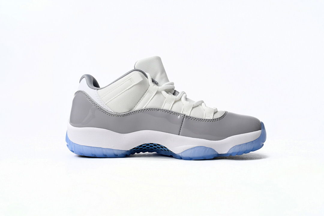  Air Jordan 11 Low AV2187-140