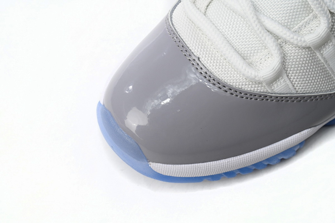  Air Jordan 11 Low AV2187-140