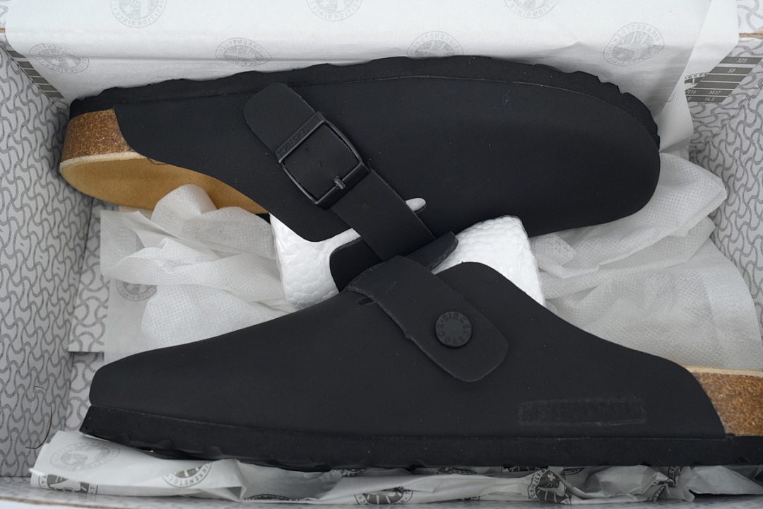 Birkenstock Boston Soft Footbed Black Oil Surface