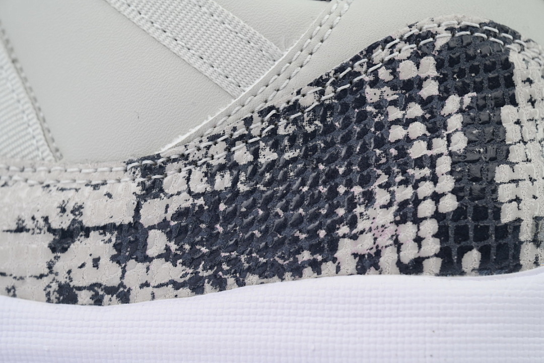 Air Jordan 11 Retro Low Light Bone Snakeskin CD6846-002