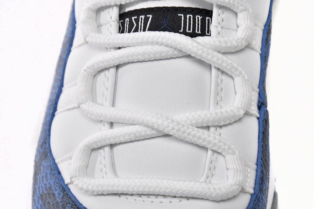 Air Jordan 11 Retro Low Navy Snakeskin CD6846-102 