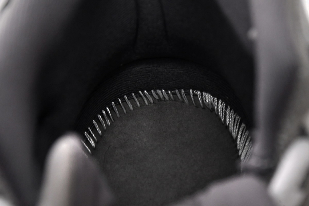 Air Jordan 11 Retro Cool Grey CT8012-005