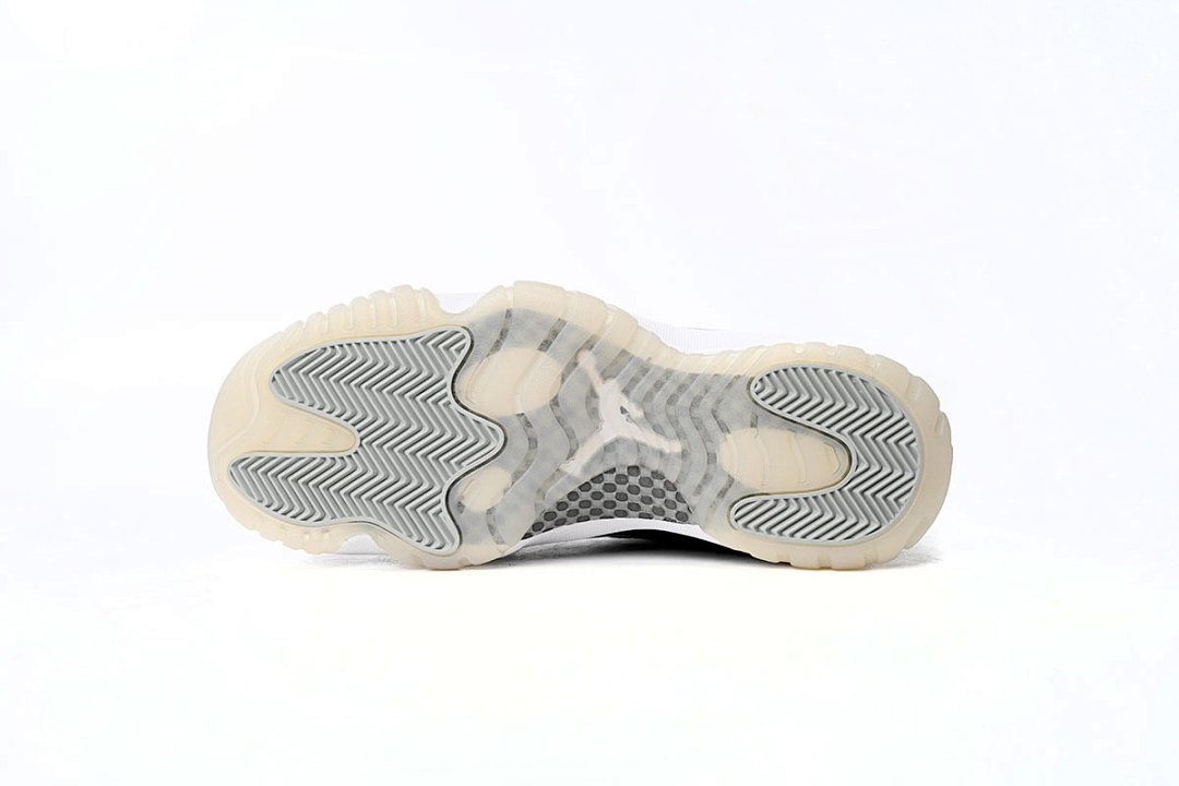  Air Jordan 11 25th Anniversary Black Silver Eyelets CT8012-011