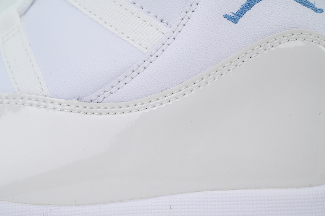 Air Jordan 11 Retro CT8012-104