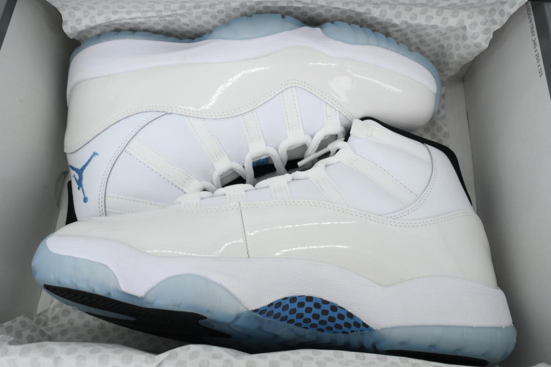 Air Jordan 11 Retro CT8012-104