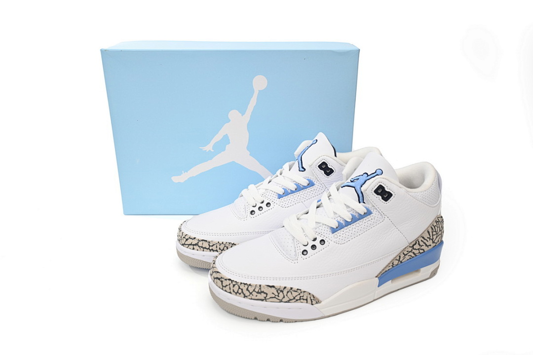 Air Jordan 3 Retro UNC CT8532-104