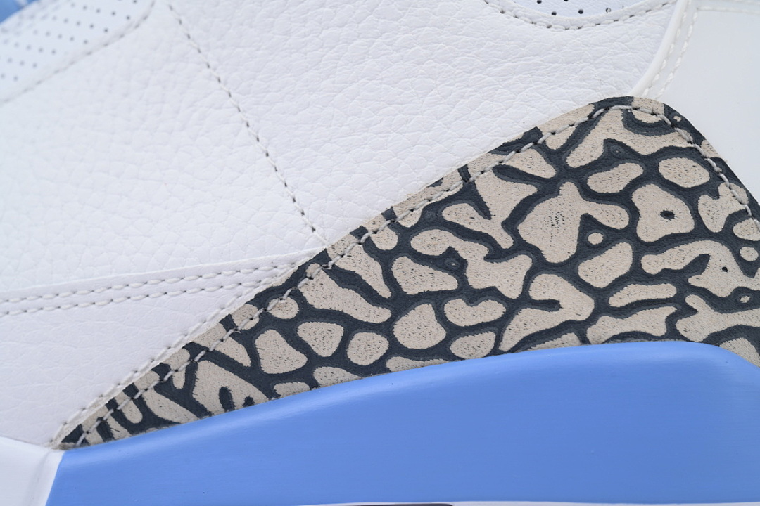Air Jordan 3 Retro UNC CT8532-104 