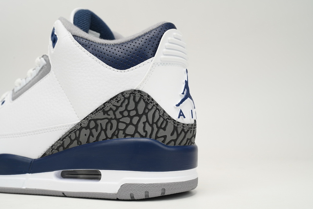 Air Jordan 3 Retro CT8532-140 