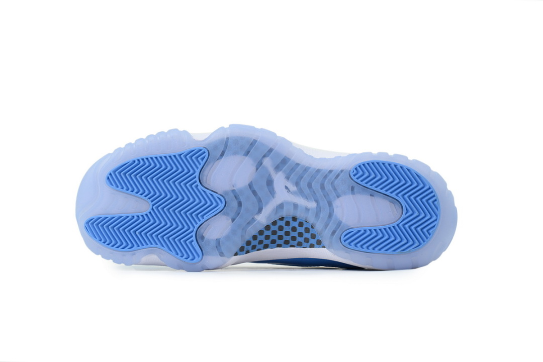 Air Jordan 11 Retro Low FV5104-100 