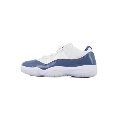 Zapatillas Air Jordan 11 Retro Low en azul marino, blanco y azul hielo FV5104-104 01