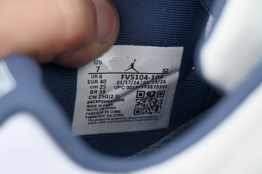 Air Jordan 11 Retro Low Navy White Ice Blue Sneakers FV5104-104