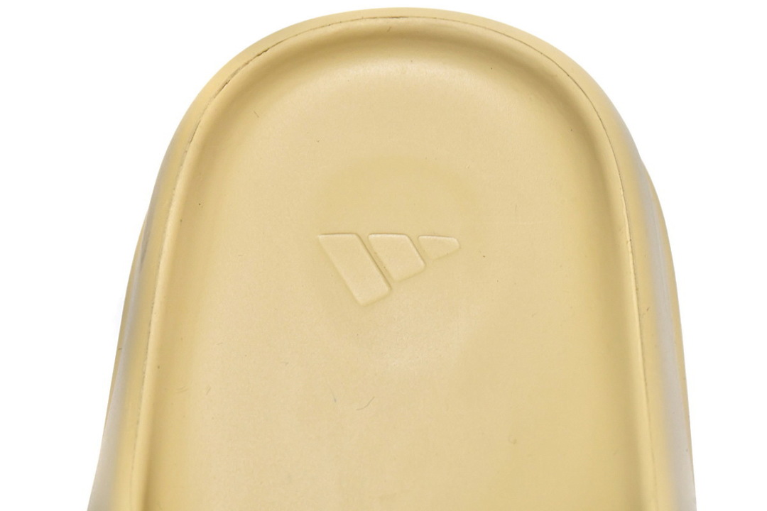 FW6344 adidas Yeezy Slide DESSAN