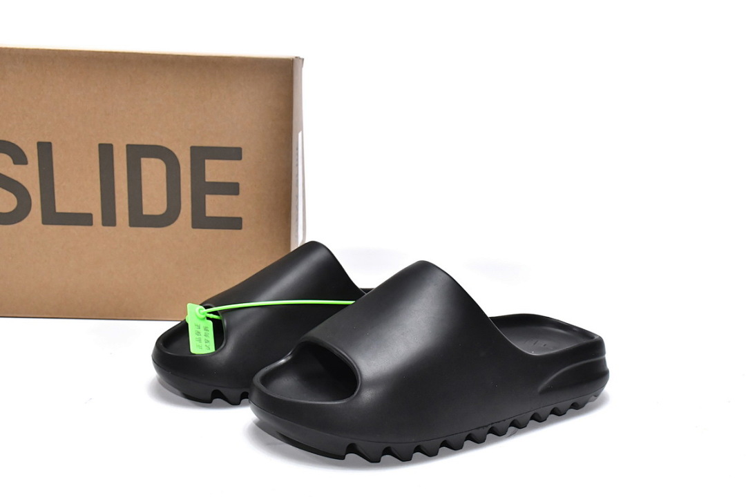 adidas Yeezy Slide Black FX0495