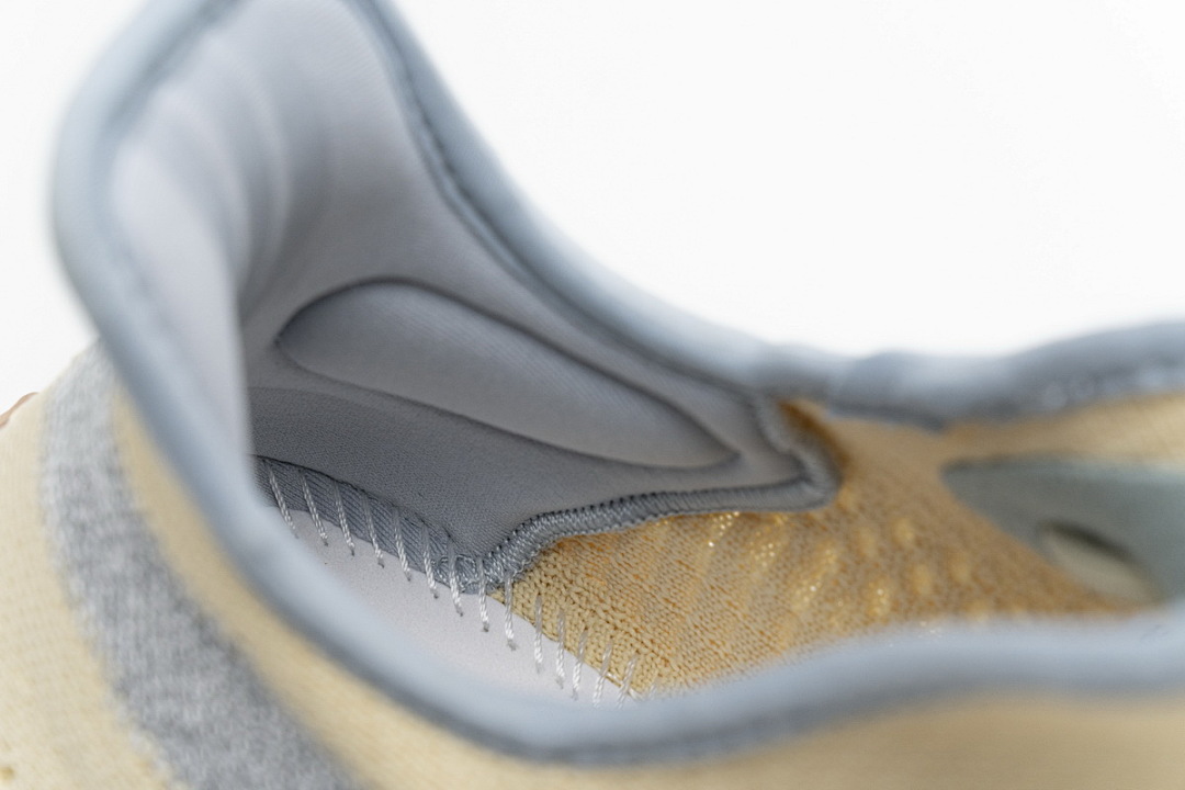 FY5158 adidas Yeezy Boost 350 V2