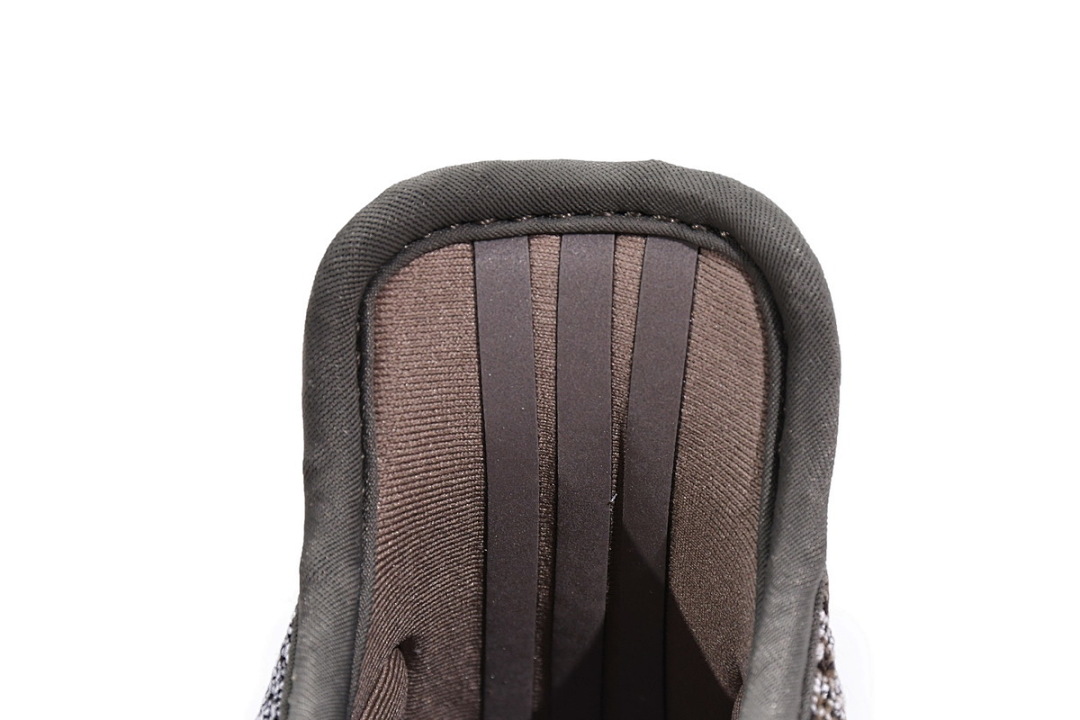 GW0089 adidas Yeezy Boost 350 V2