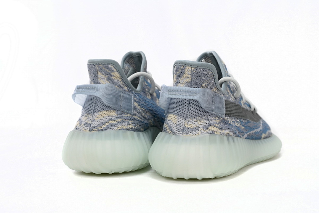 GW3375 adidas Yeezy Boost 350 V2 Sky Blue