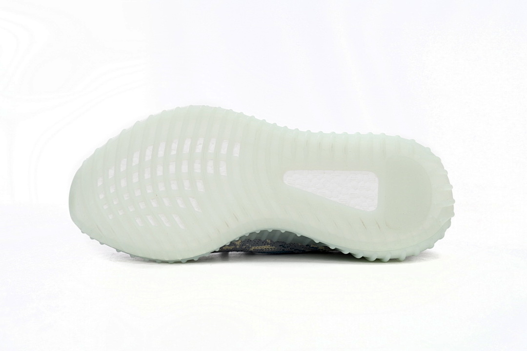 GW3375 adidas Yeezy Boost 350 V2 Sky Blue