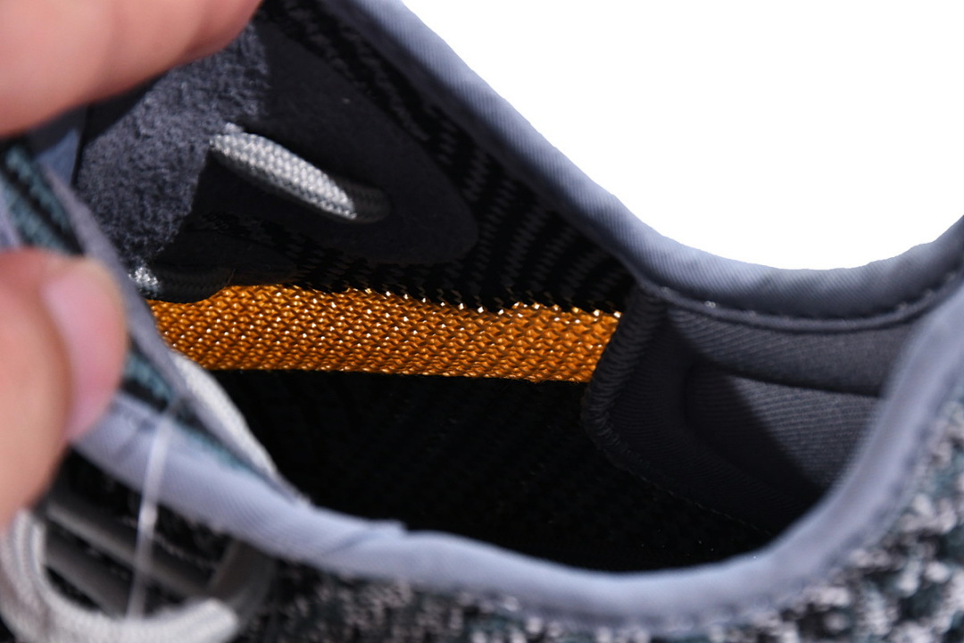GY7657 adidas Yeezy Boost 350 V2
