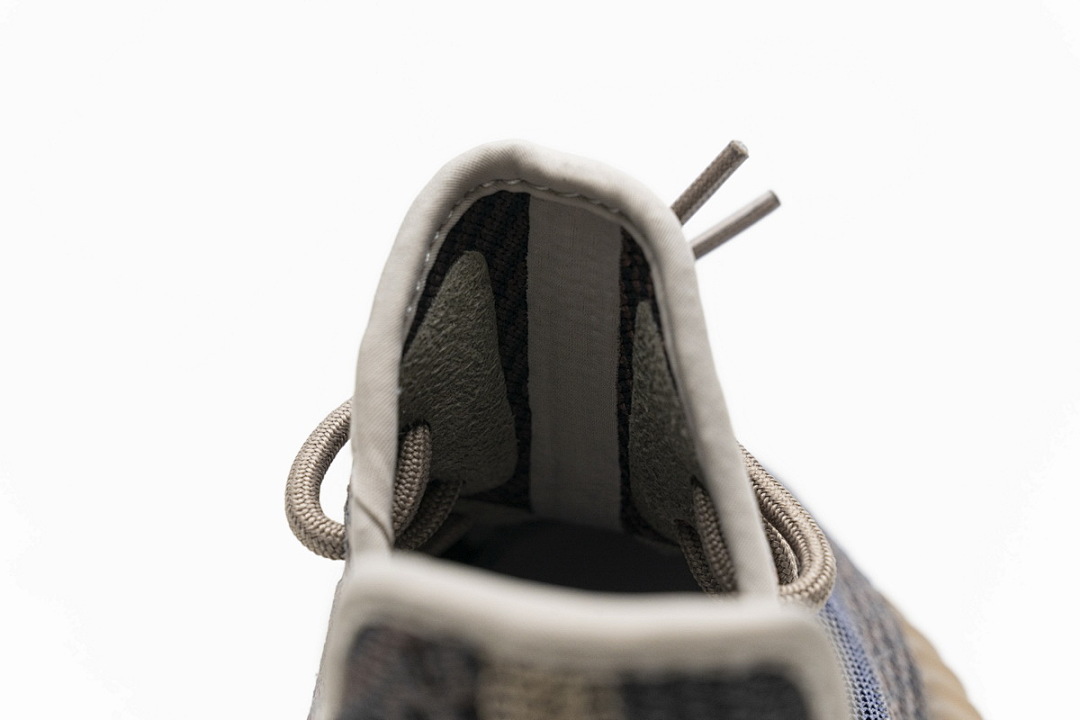 H02795 adidas Yeezy Boost 350 V2