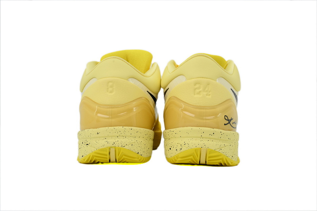 IH0587-700 Zoom Kobe 4 Protro