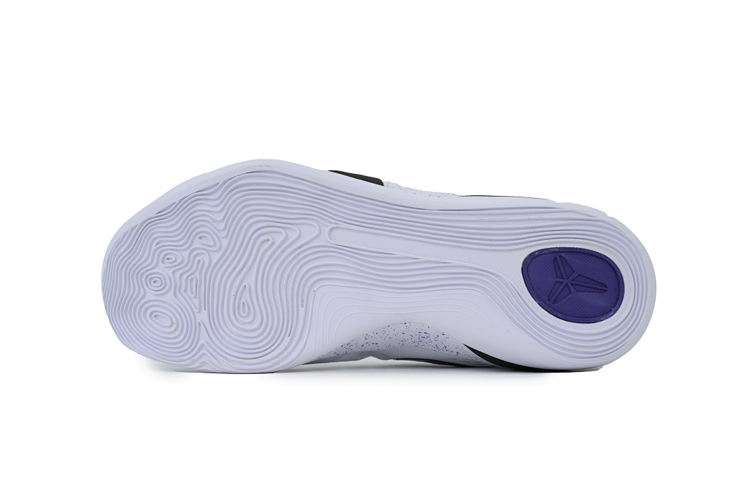 IH1401-100 Nike Kobe 9 EM Protro TB