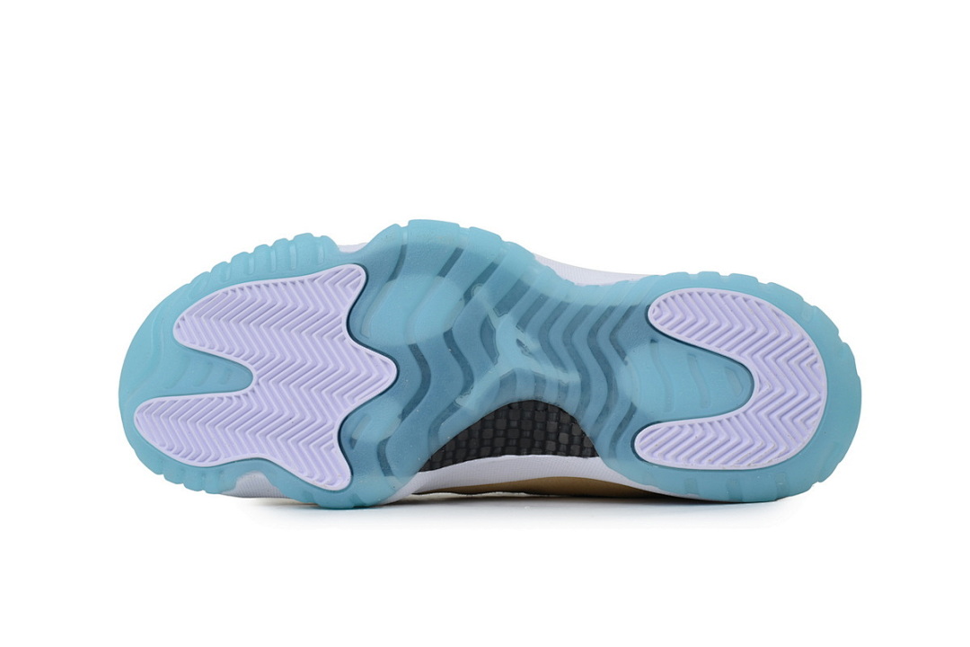 Jordan 11 Low WMNS Wheat Suede Ice Blue Sneakers IO8960-707 