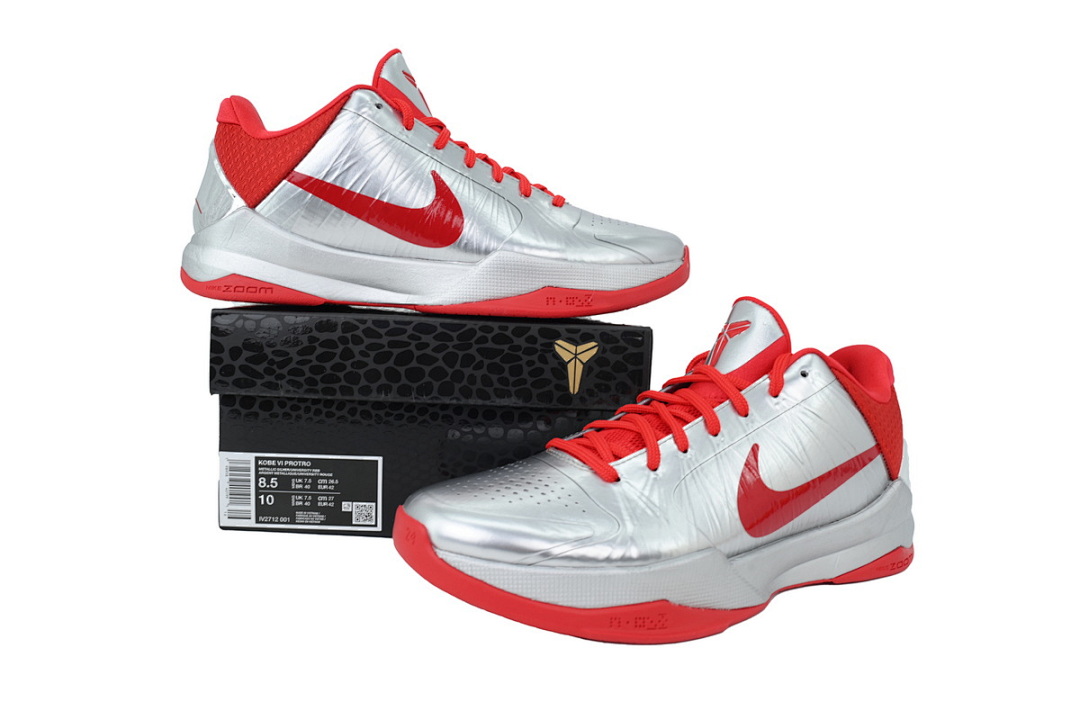 IV2712-001 Caitlin Clark x Nike Zoom Kobe 5 Protro
