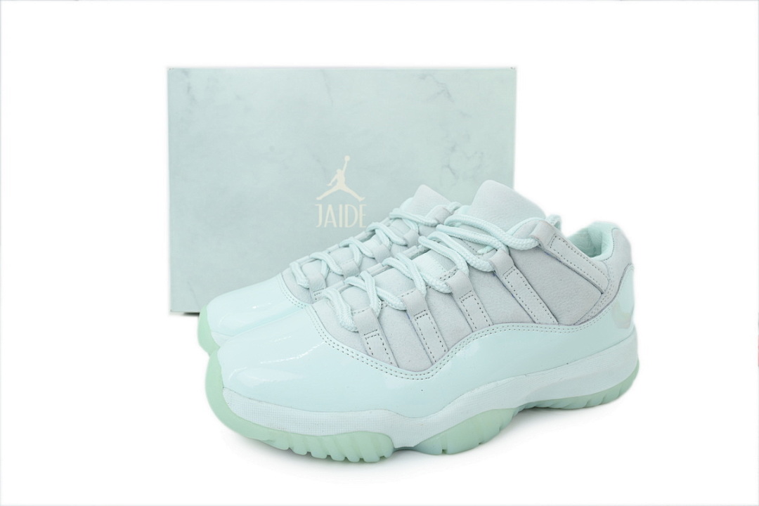  Air Jordan 11 Retro Low Limited Edition IW1882-300