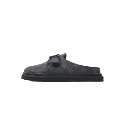 LOUIS VUITTON Black 01