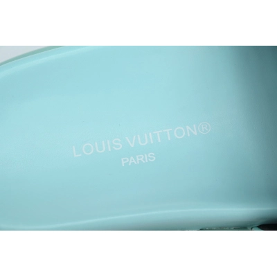 LOUIS VUITTON Pool Pillow Comfort 02