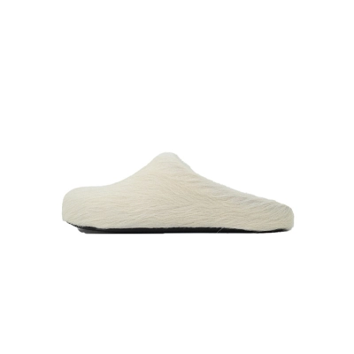 MARNI Fussbett White 01