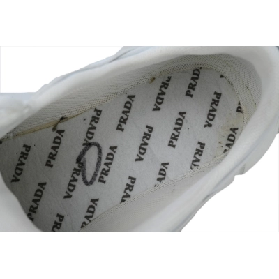 Baskets Prada blanches 02