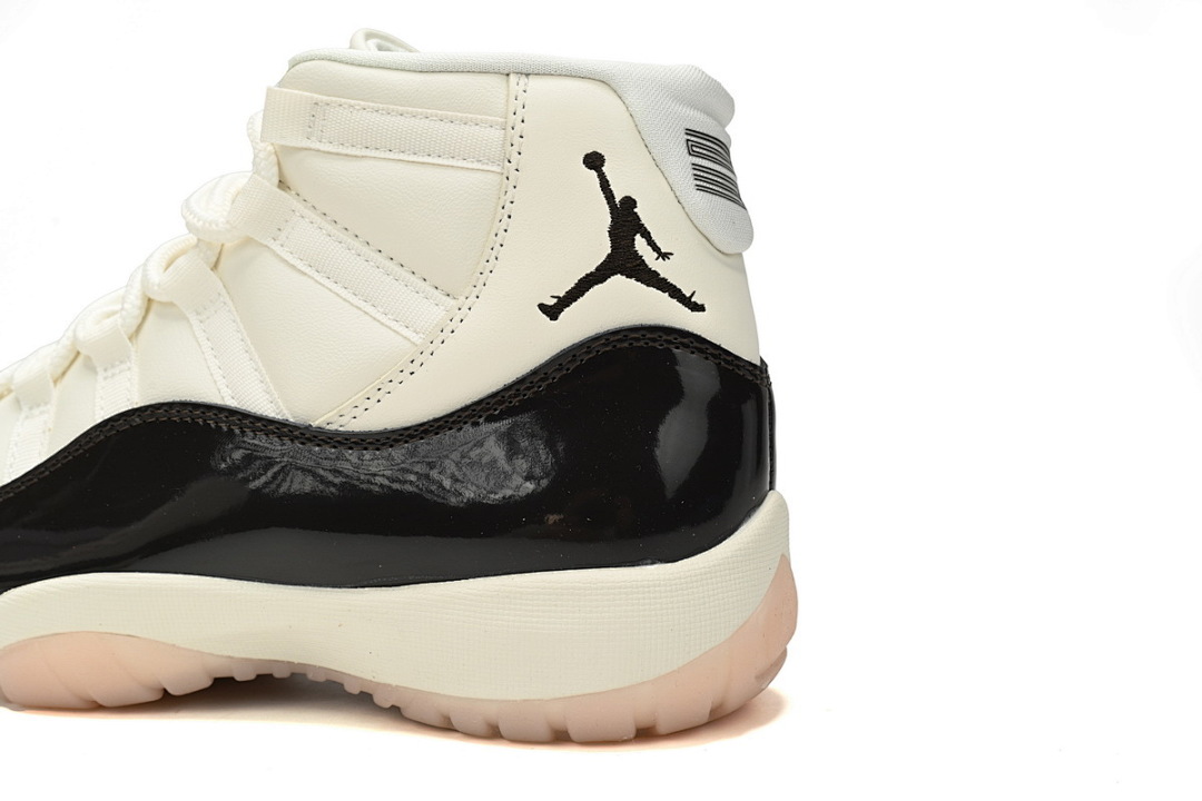 Air Jordan 11 Retro White Sail Basketball Shoes